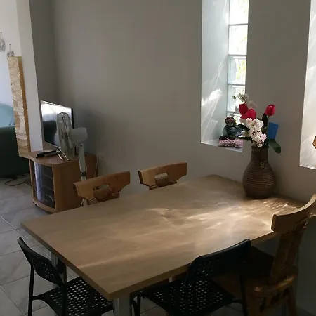 Beautiful Kato Pitsa